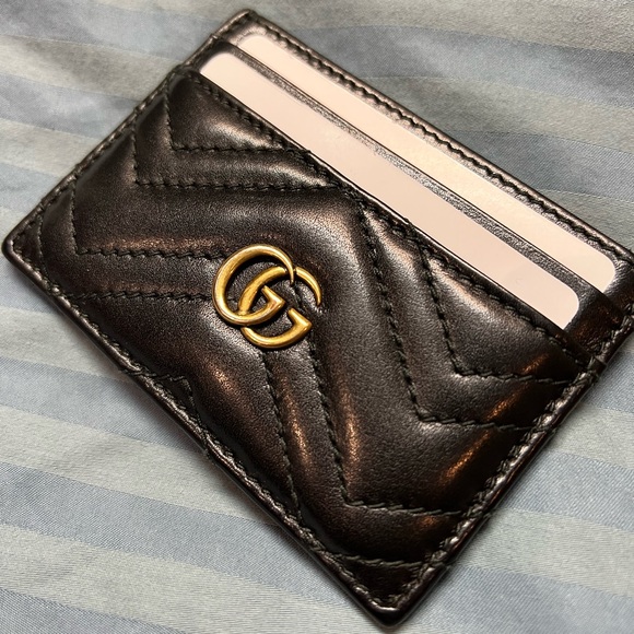 Gucci Marmont Card Holder - Picture 7 of 8